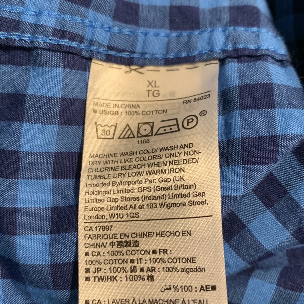 Gap Men’s Button Down Shirt - Picture 6 of 6